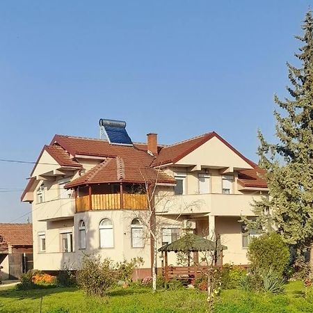 Апартаменты Jan-Air Ilinden Экстерьер фото